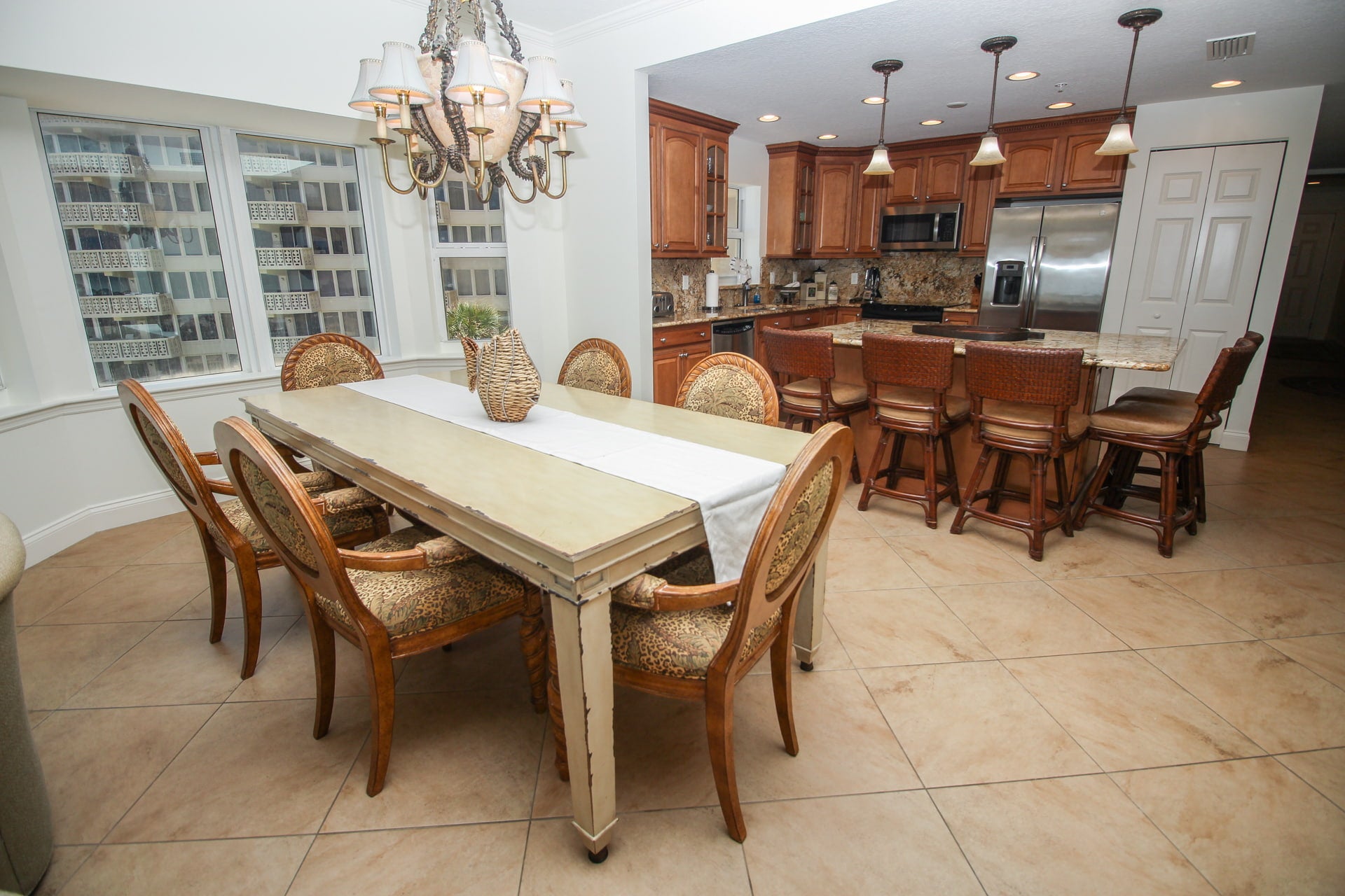 The dining room flows into the kitchen